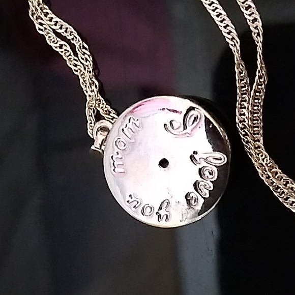 Austrian Crystal Rainbow Engraved Disc Pendant 18k WhiteGold Necklace - Picture 8 of 14